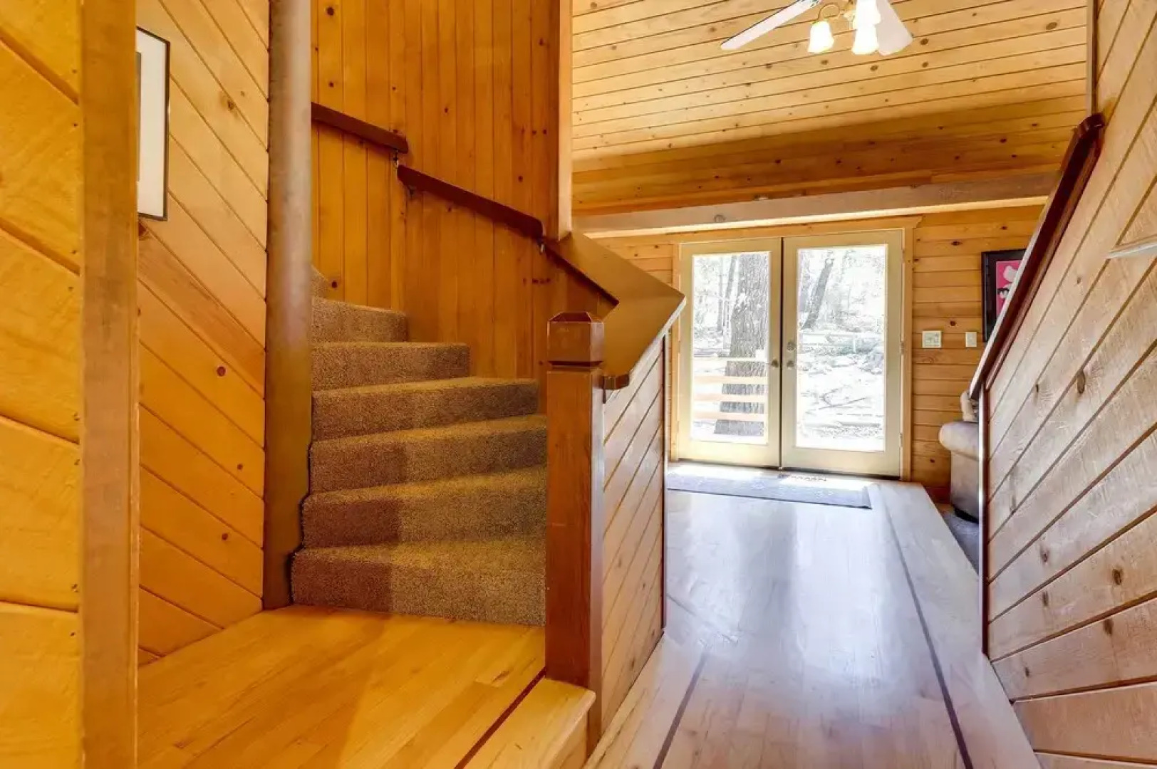 Welcoming Cole Ridge Chalet in Kelseyville!