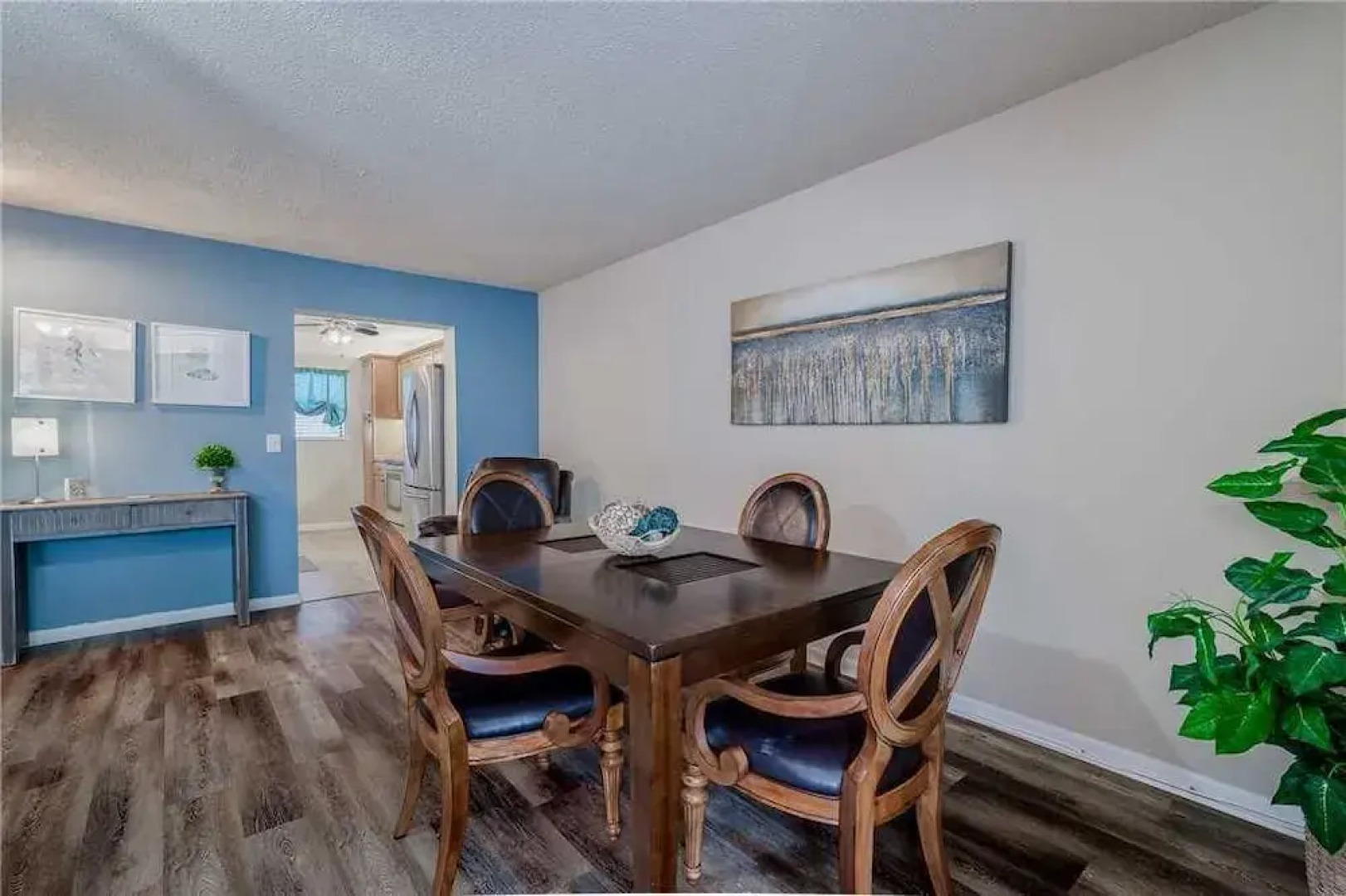 Seashell 19 - Two Bedroom Condo