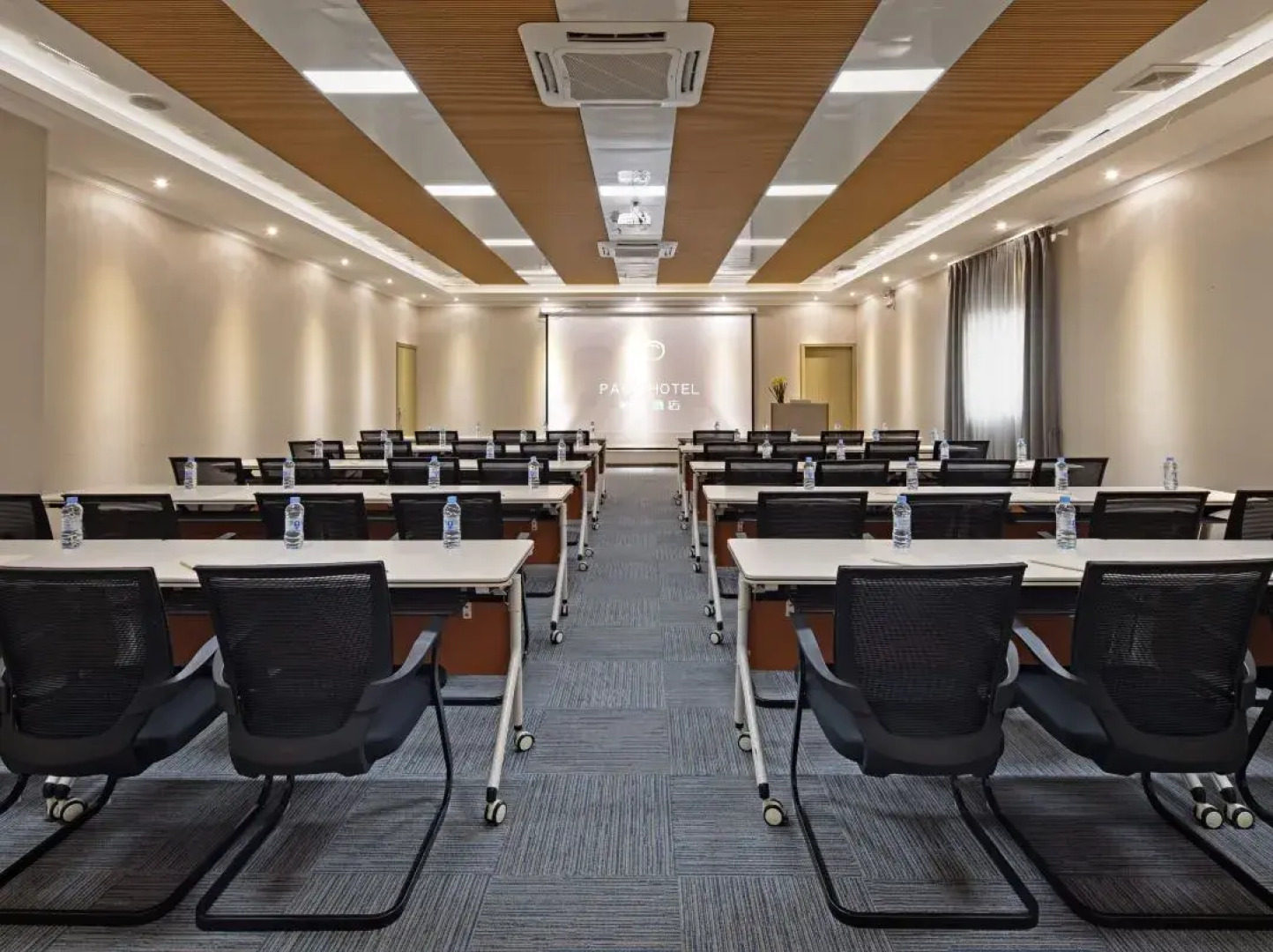 Paco Hotel - Guangzhou Tianpingjia Metro Branch