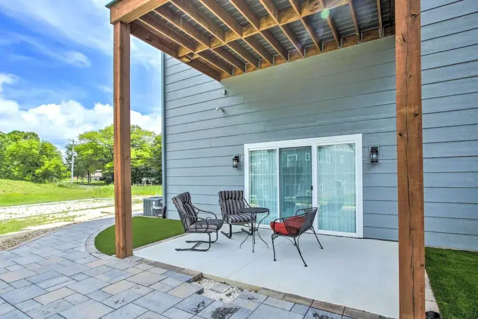 Chic Plymouth Townhome < 1 Mi to Road America