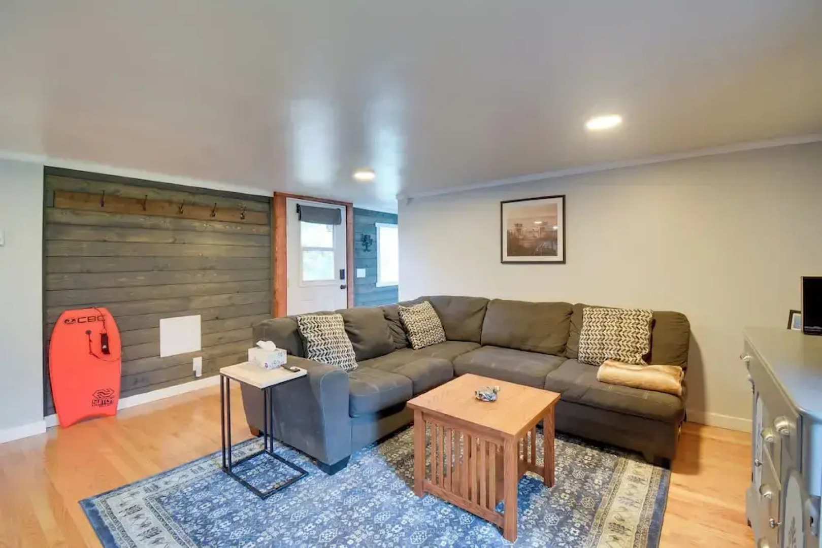 Ocean-themed Westport Home: Bike to Ocean!