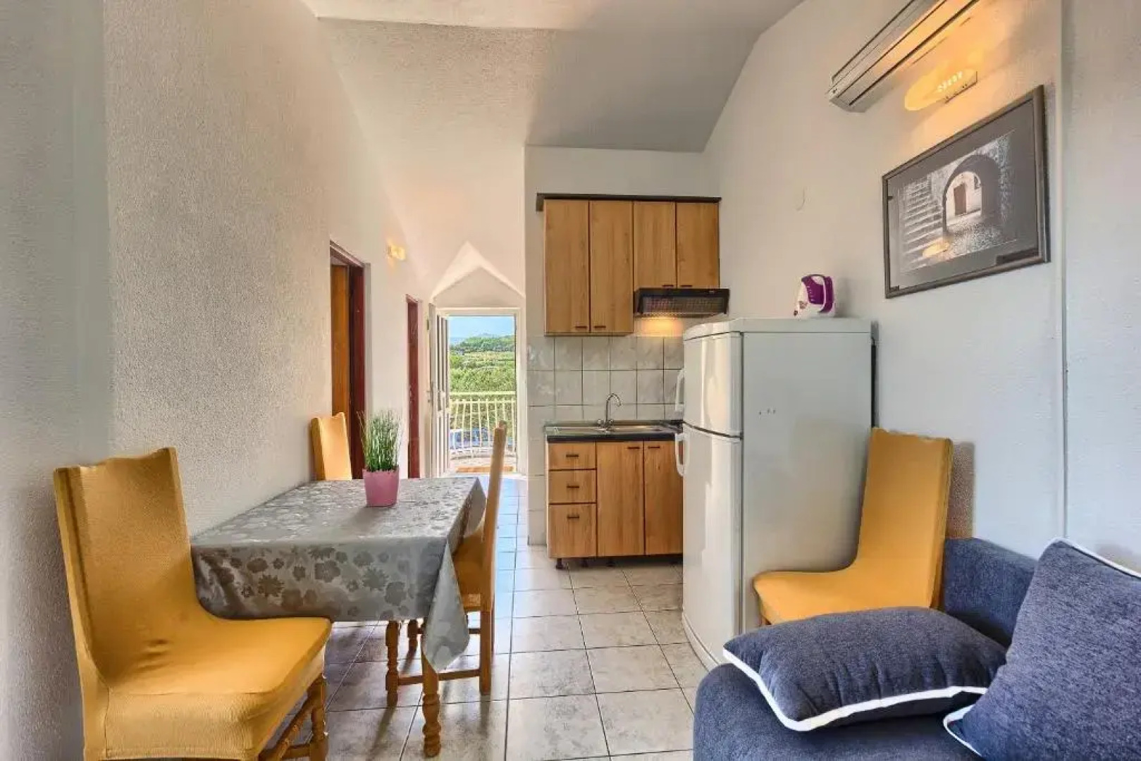 Apartments & Bungalows Ivanović