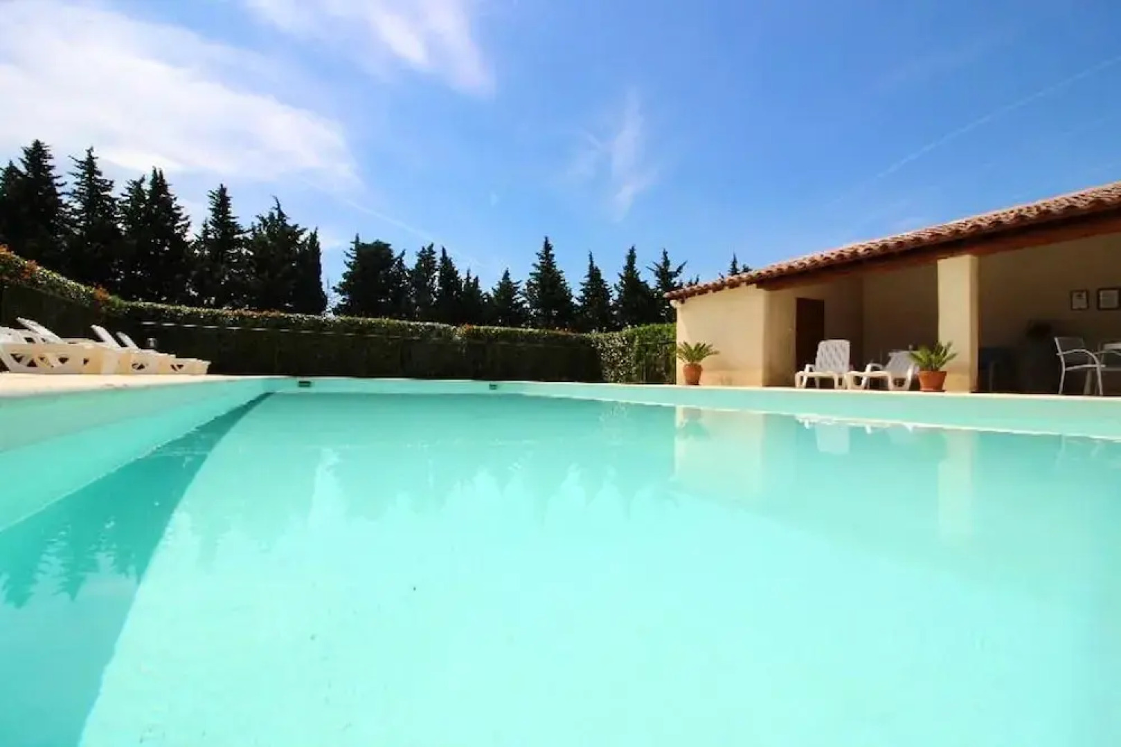 Apartment With 2 Bedrooms in Monteux, With Shared Pool, Enclosed Garden and Wifi - 80 km From the Beach