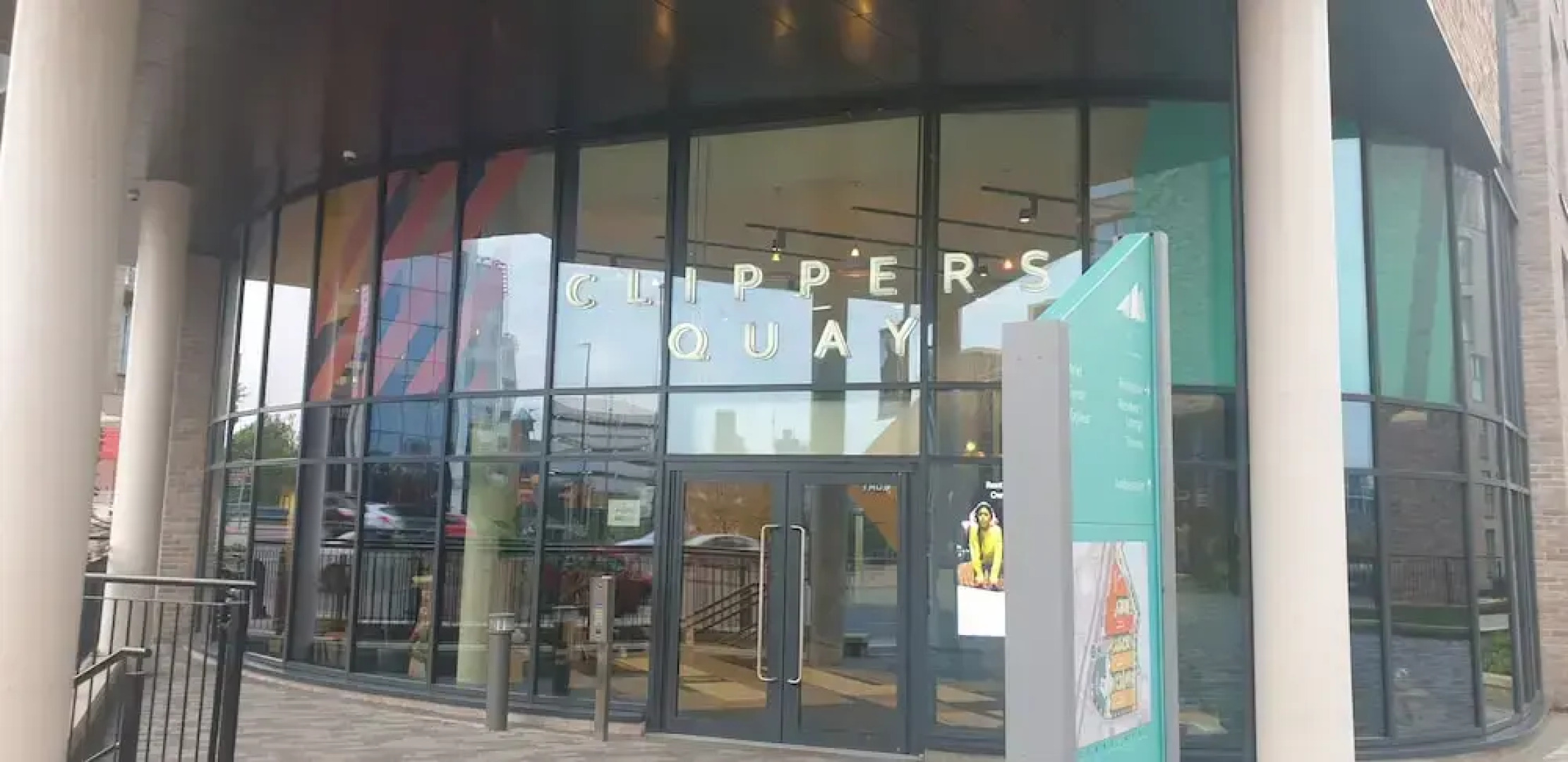 Quay Apartments Exchange Quay Salford Quays