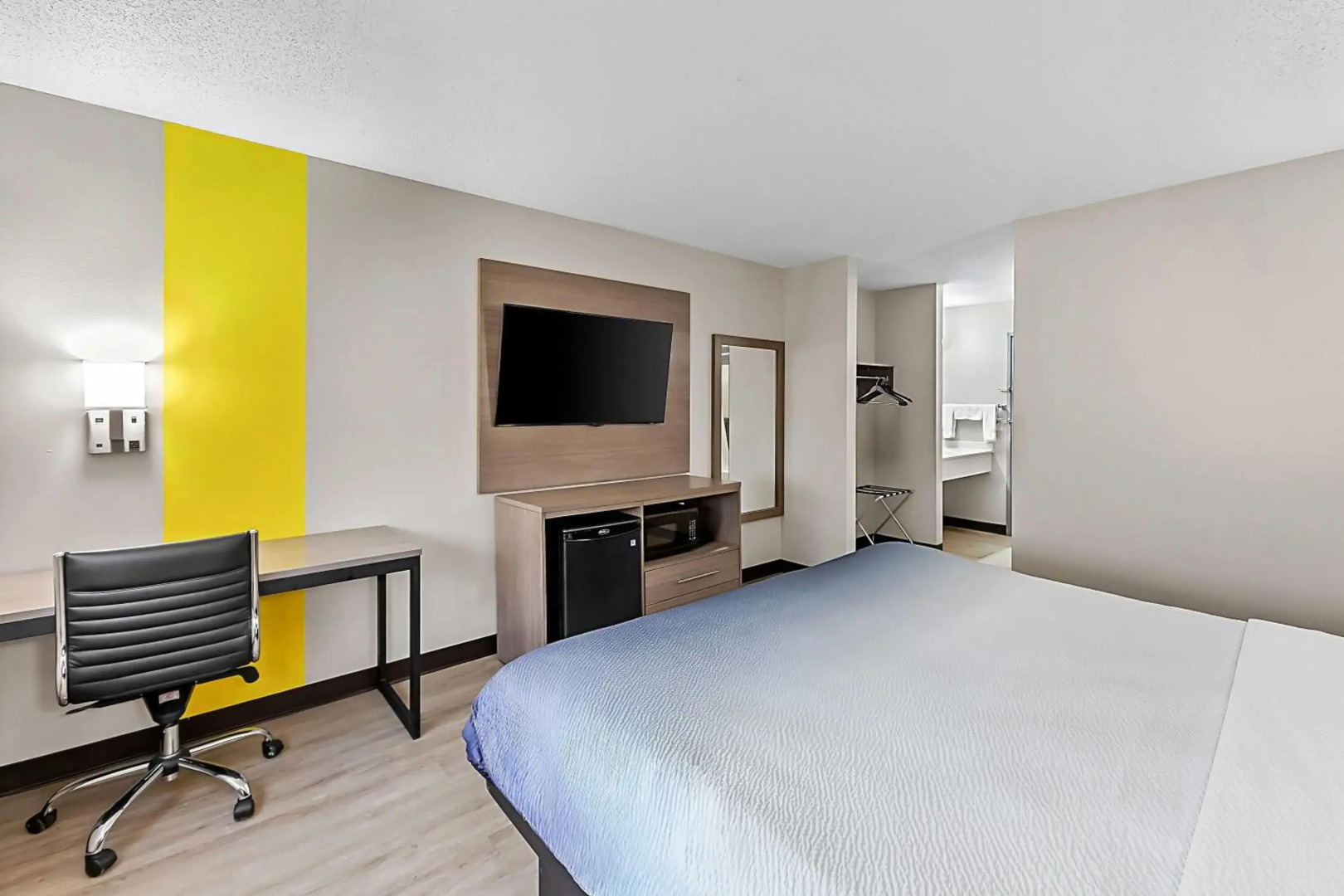 Super 8 by Wyndham Marston