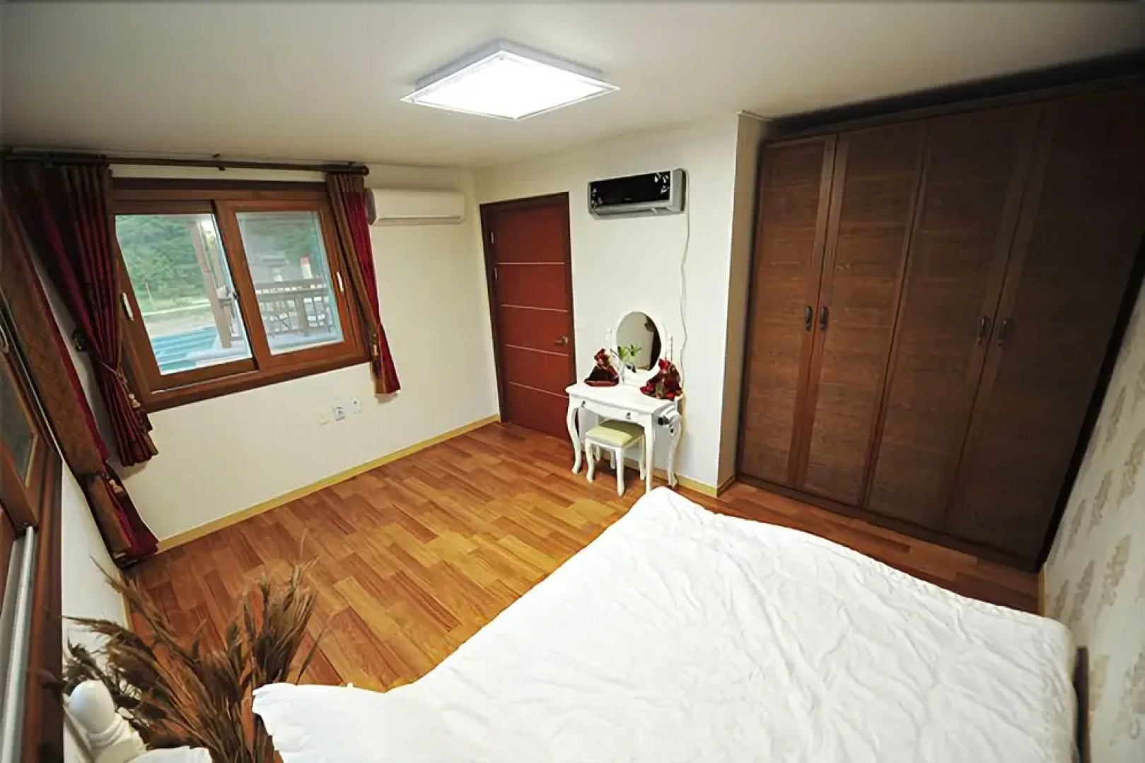 Yeongdeok Green Garden Pension