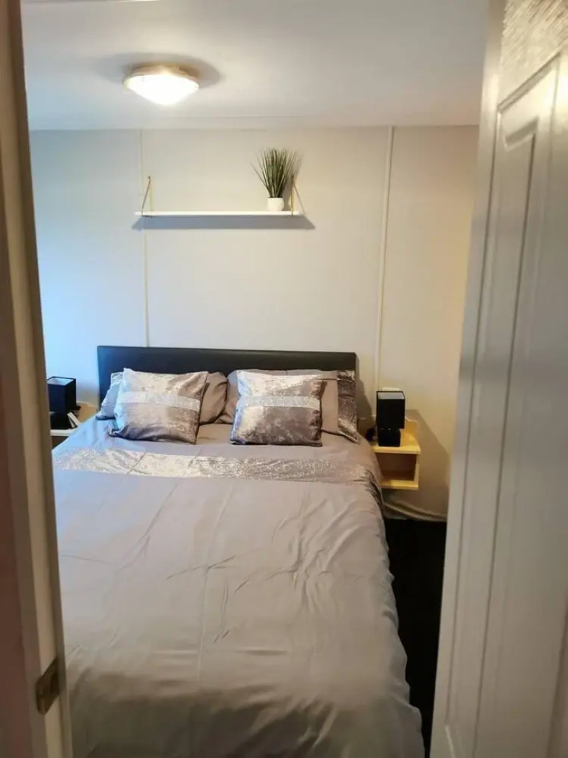 Beautiful 2-bed Apartment in Chaple Hill