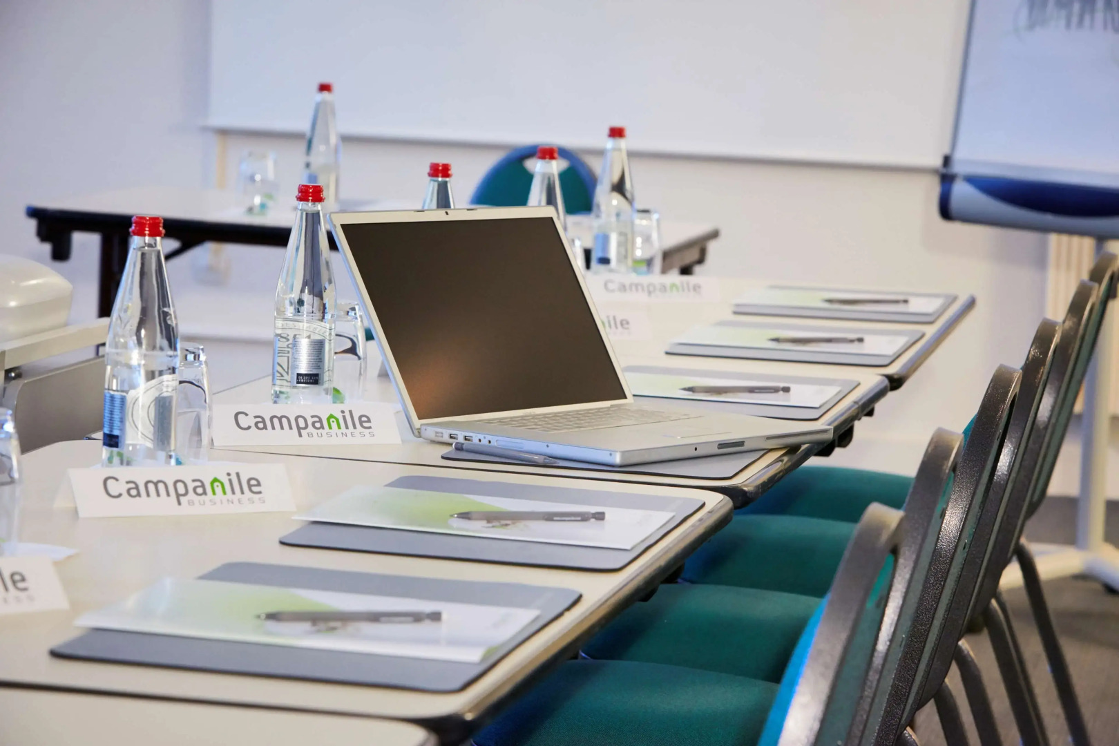 Campanile NATURE - Thionville Yutz