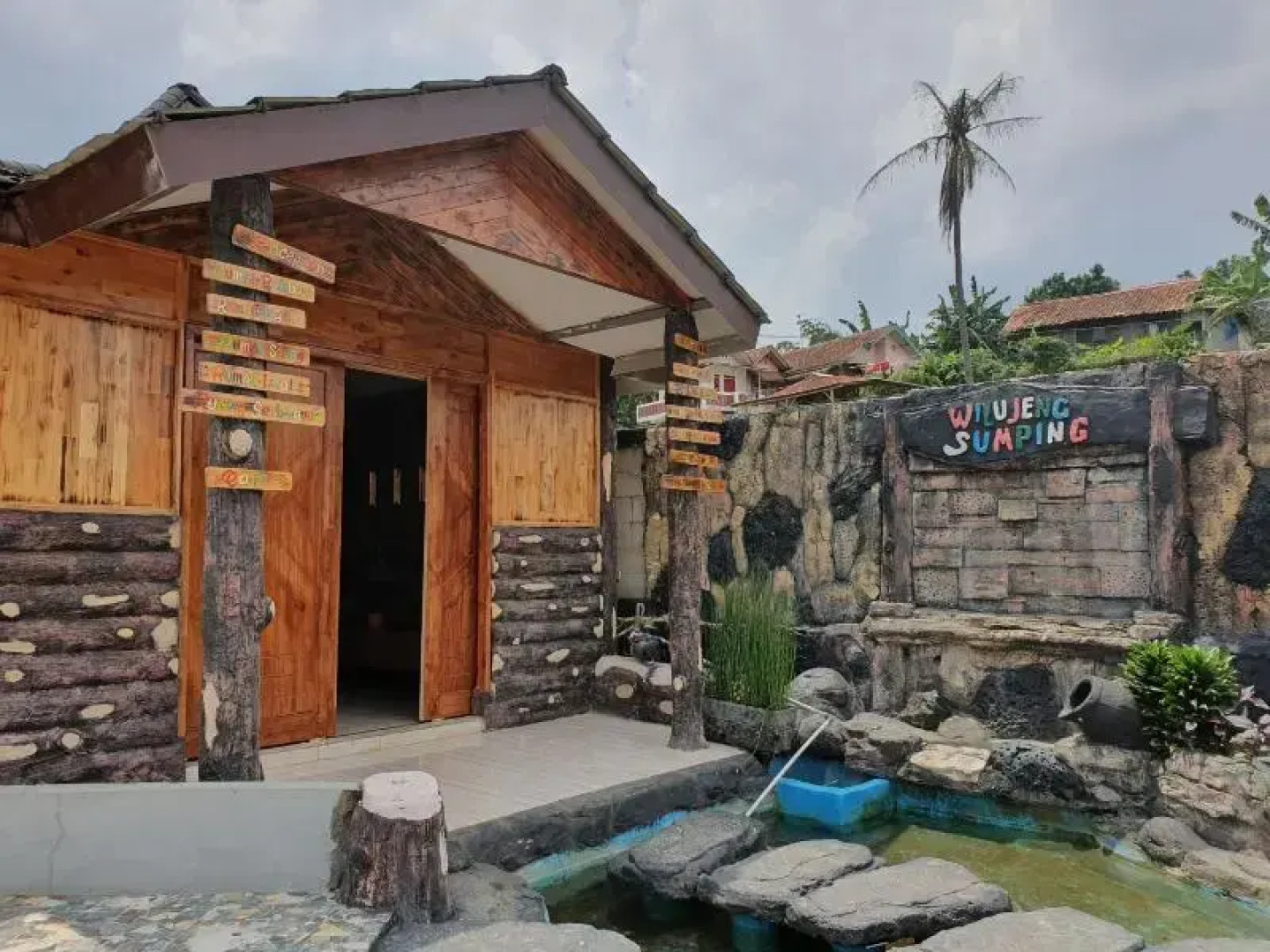 Kampung Istal by ZUZU