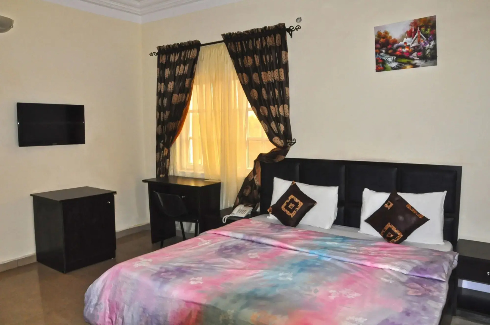 Western Dreams Hotel