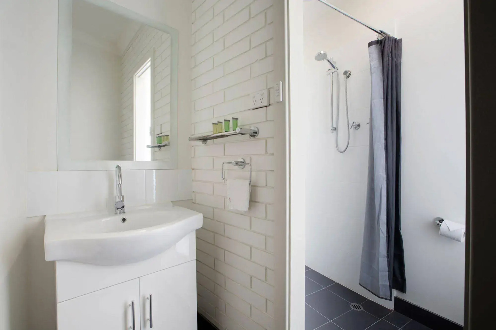 Nightcap at Playford Tavern