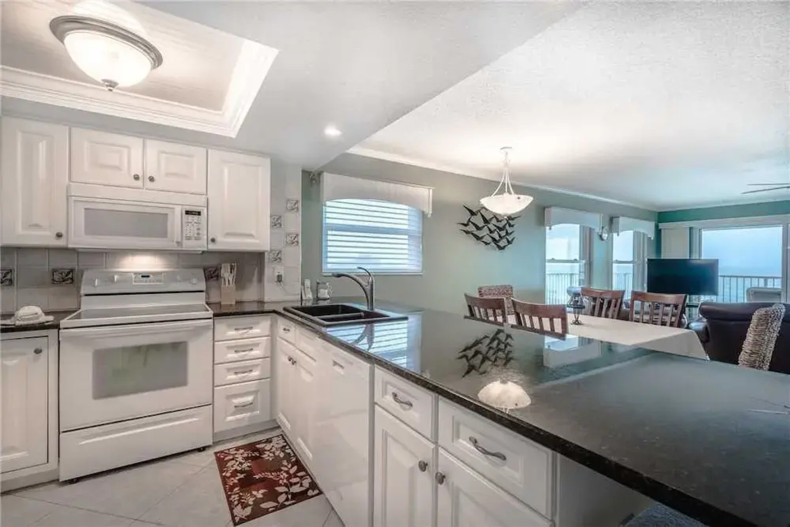 Pointe Condo 201 - Two Bedroom Condo