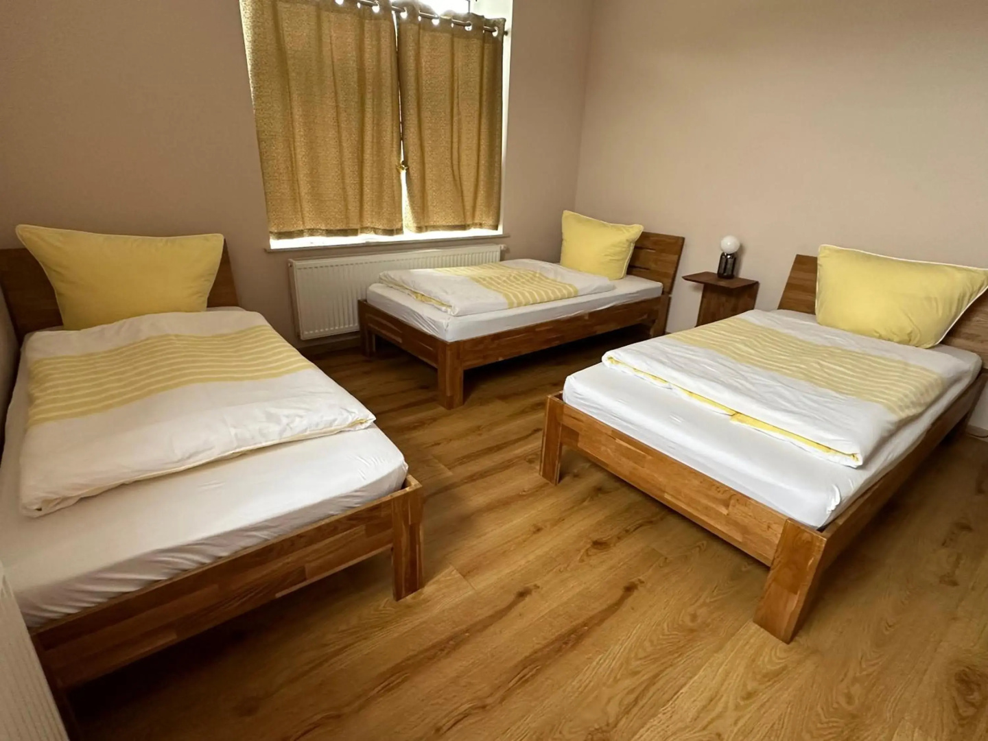 Schöne 2 Raumwohnung. Neu saniert, modern.