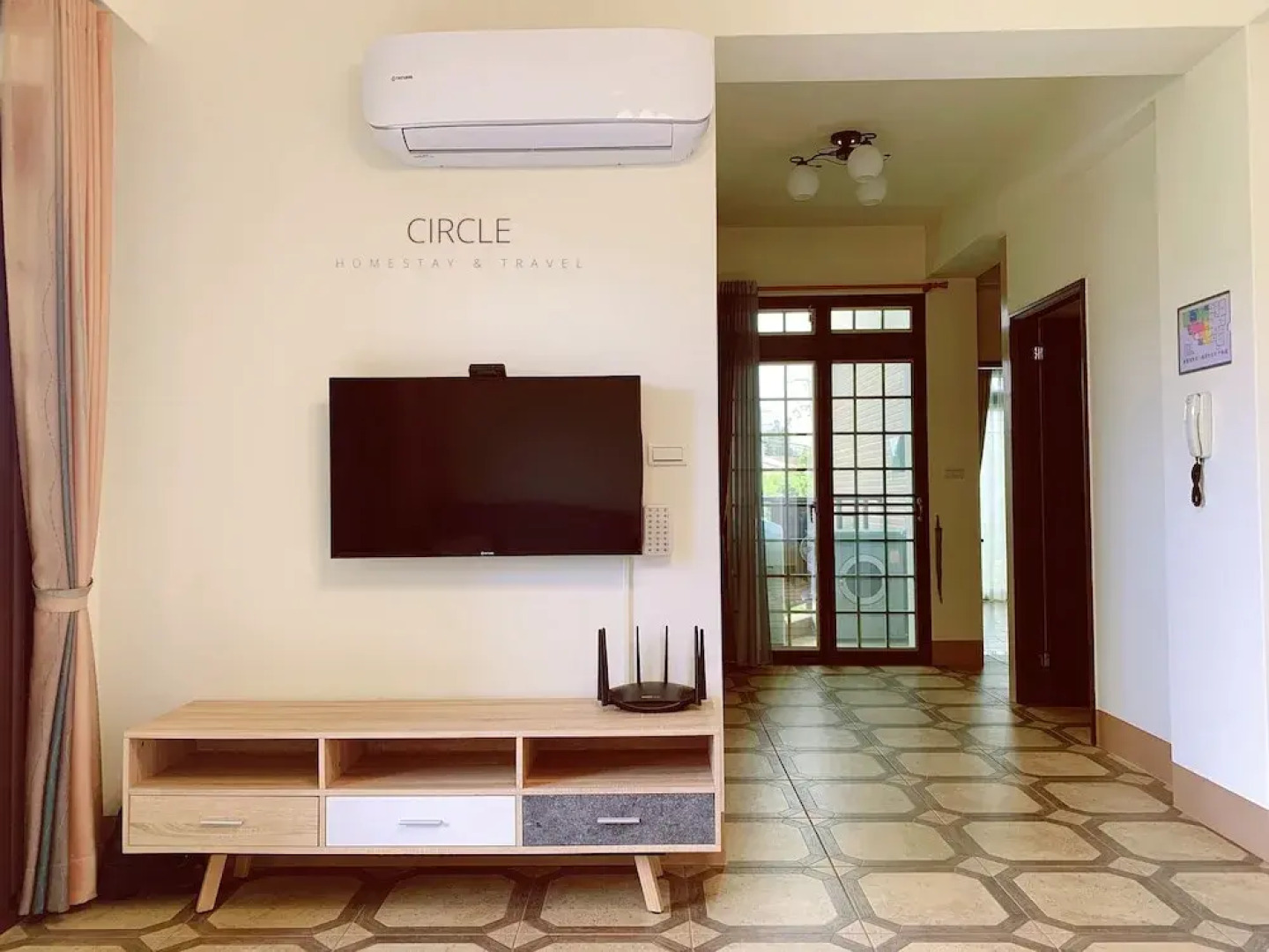 Circle Circle Homestay