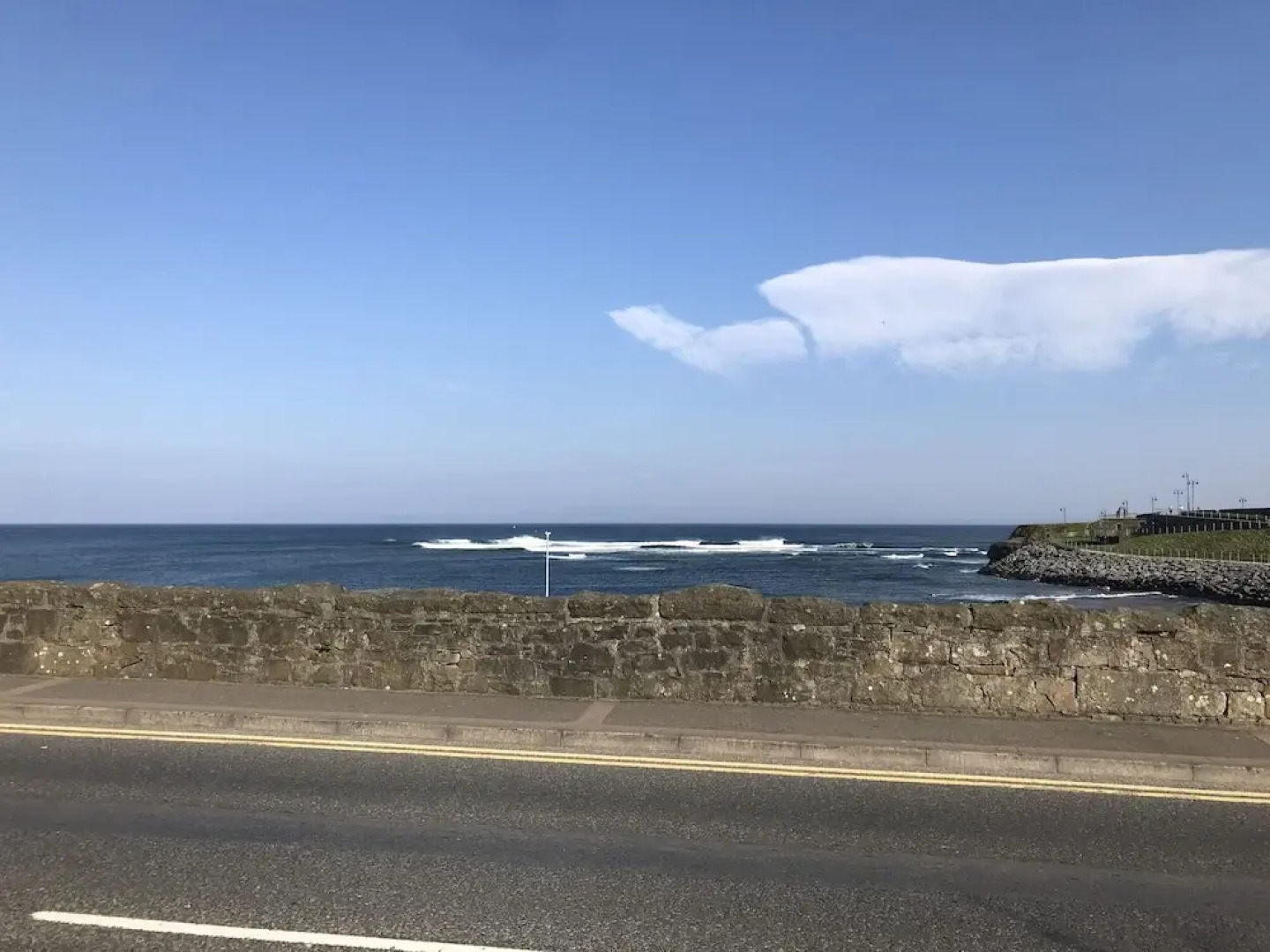 Maddens Bridge Bar, Restaurant & Guesthouse