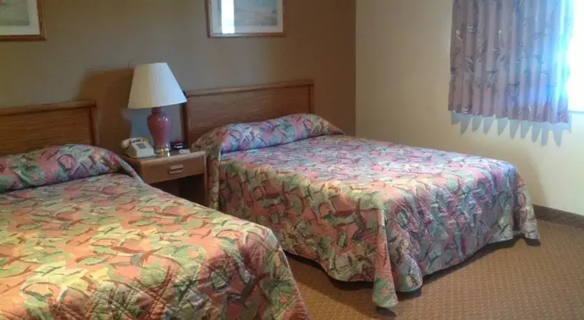 Cascade Inn and Suites