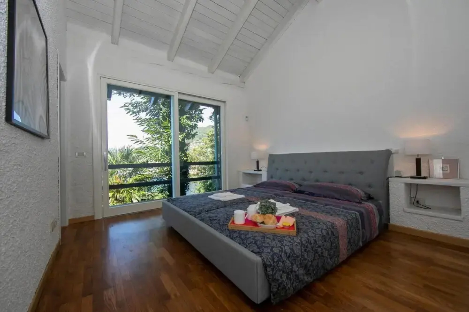 Villa Al Golfo Pool and View