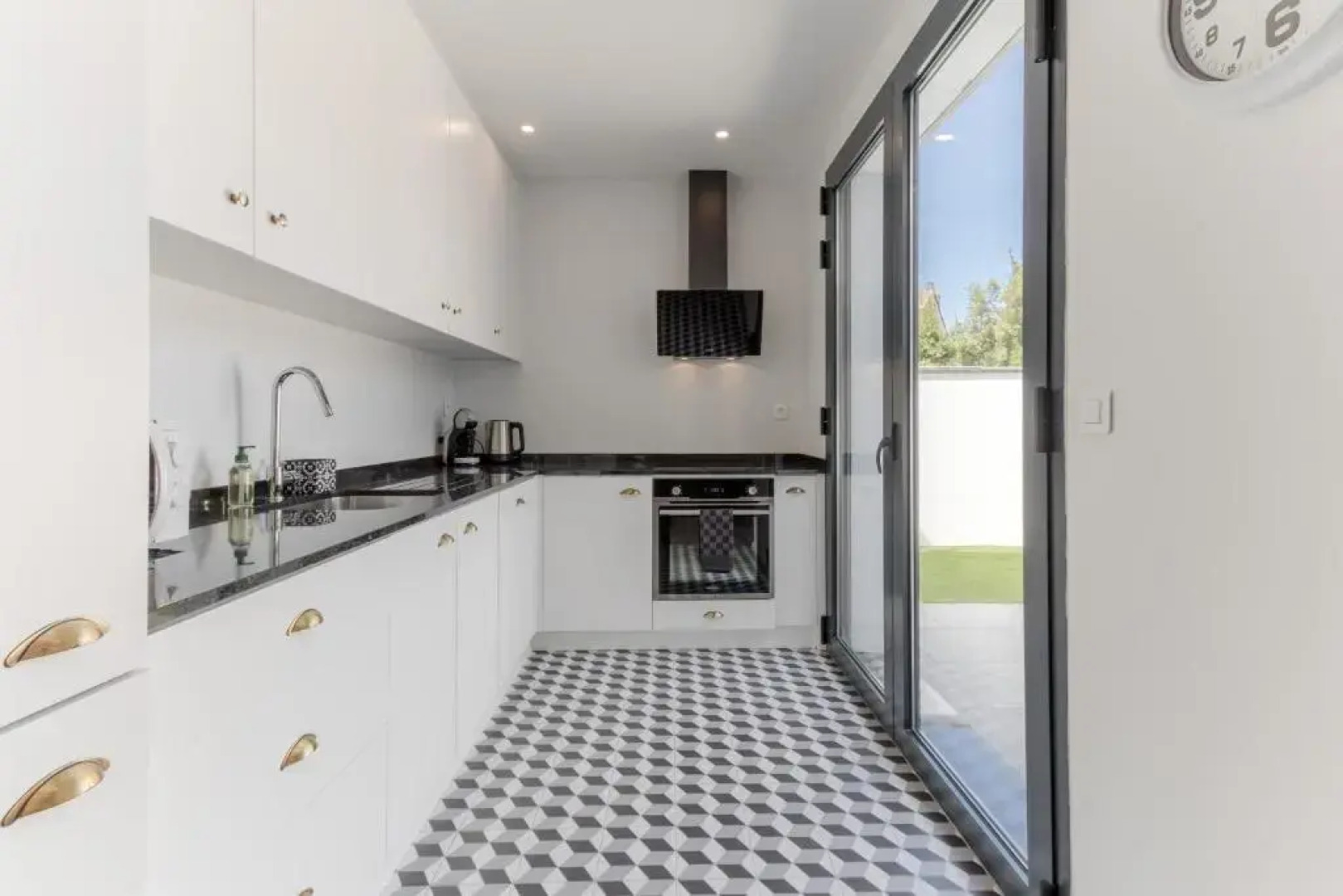 Echoppe Typique de Bordeaux Renovee 3 Ch./3 Sdb