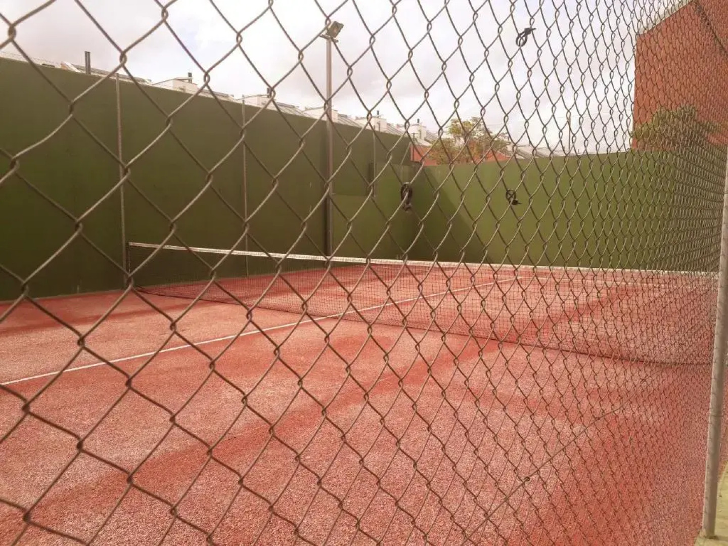 4 bedrooms house with enclosed garden and wifi at Rivas Vaciamadrid