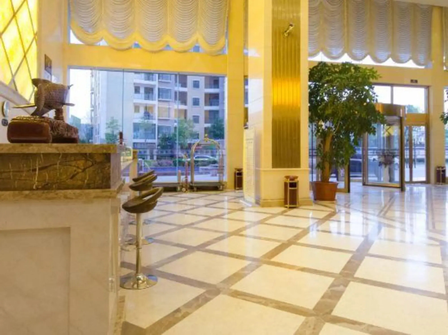 Hua Tai Jin An International Hotel