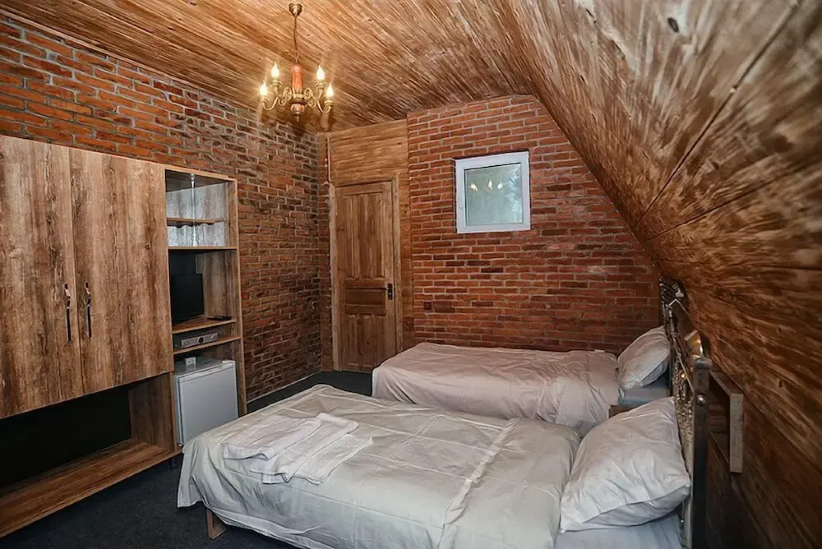 Имение Чиковани