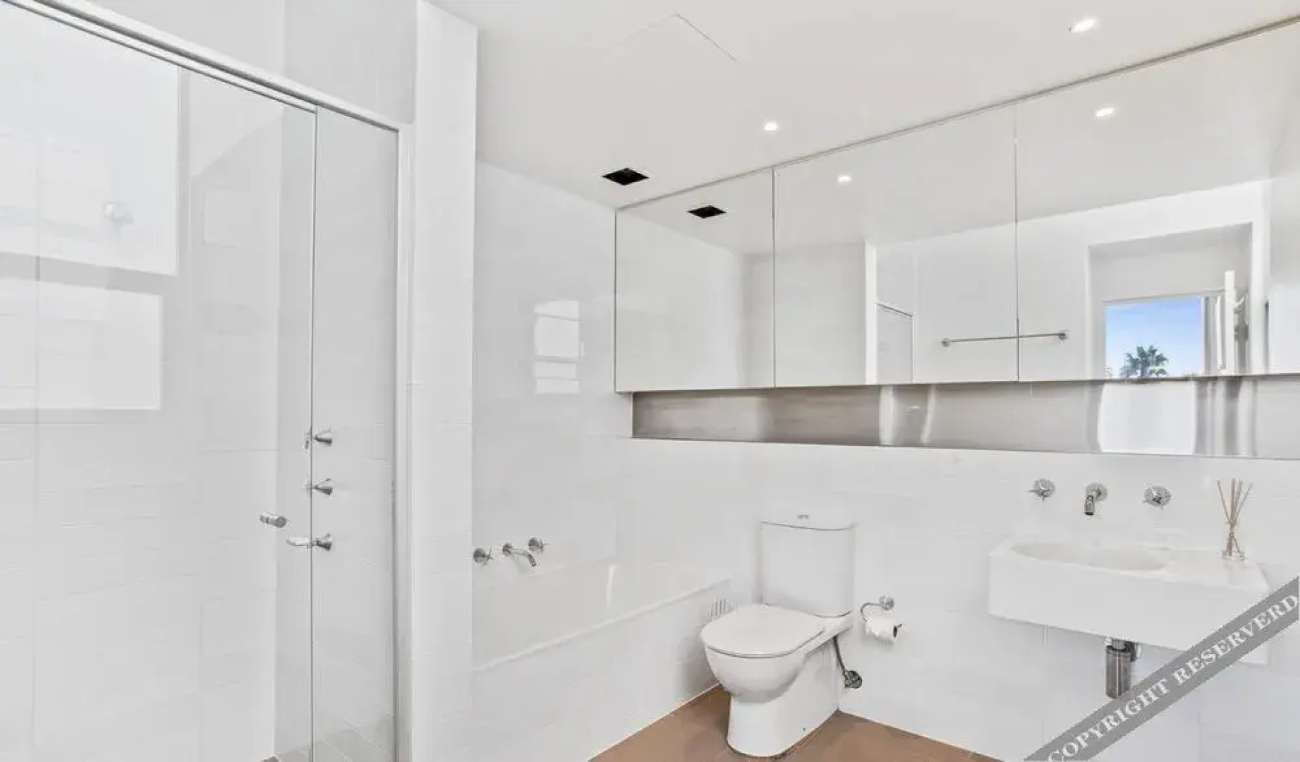 'Coast Villa 46' Fishpen