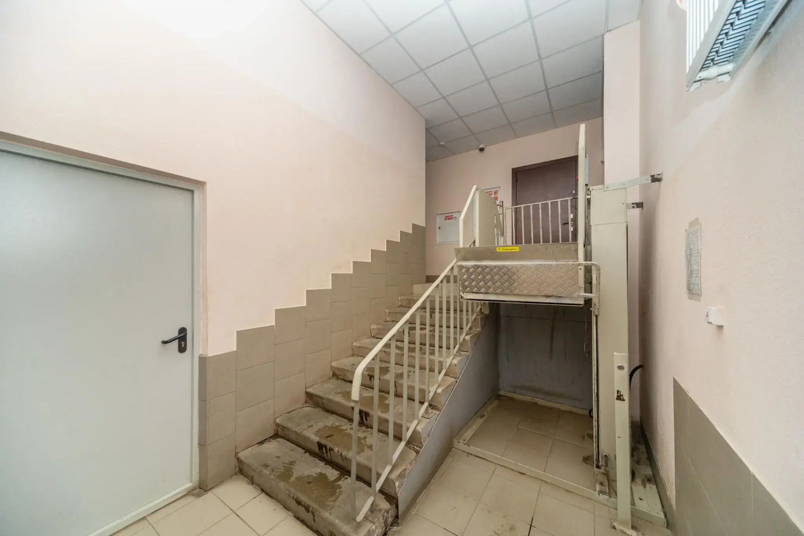 К энд К Апартментс на улице Крылова 17