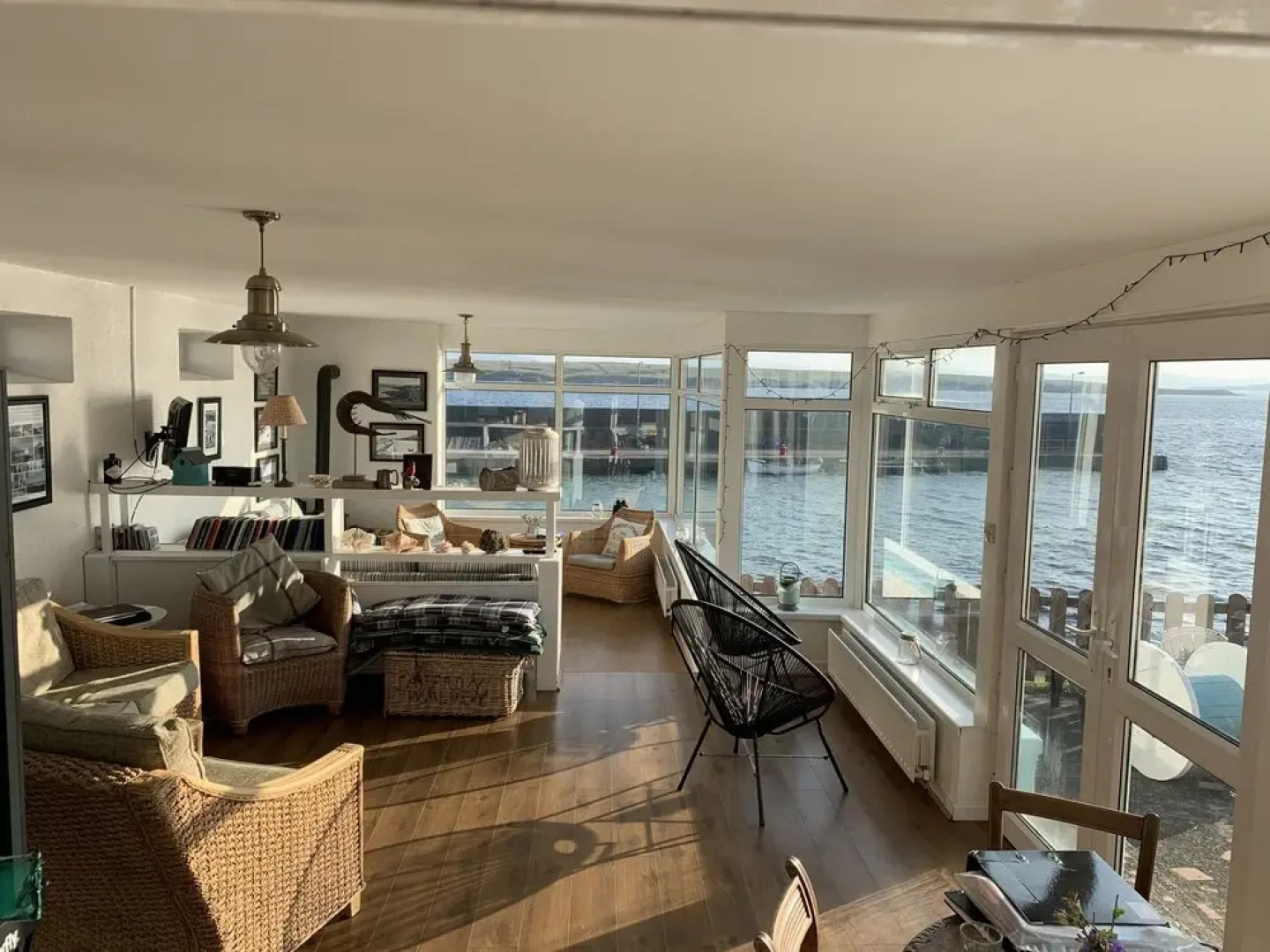 Stunning Cottage on the Beach Portnoo, Narin