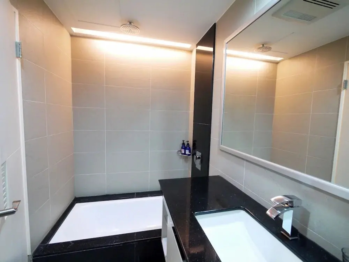 CK Serviced Residence