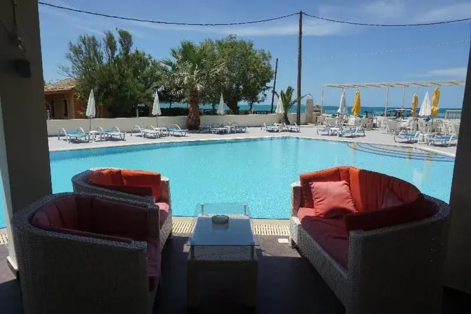 SunRose Beach Aparthotel