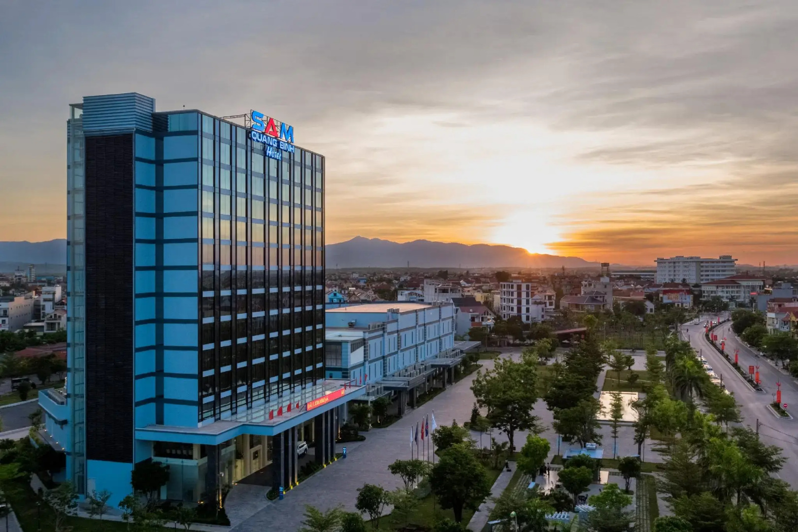 SAM Quang Binh Hotel