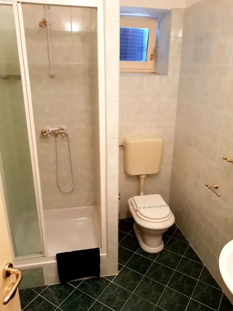 Villa Rava rooms & restaurant