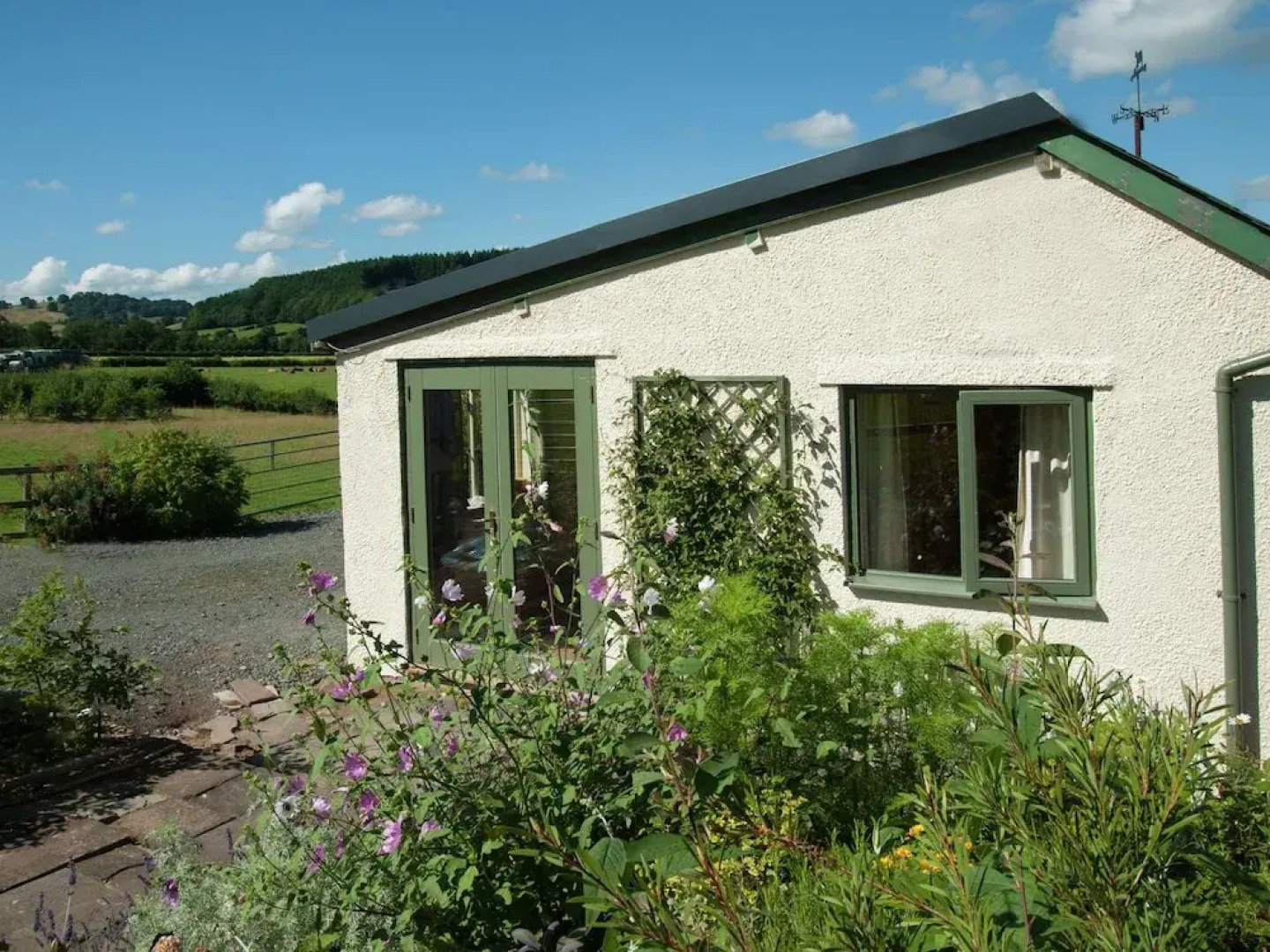 Boutique Cottage in Brecon South Wales With Terrace