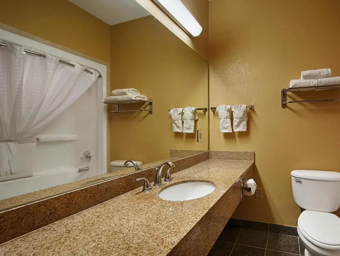 Texan Inn By OYO Beeville US-181