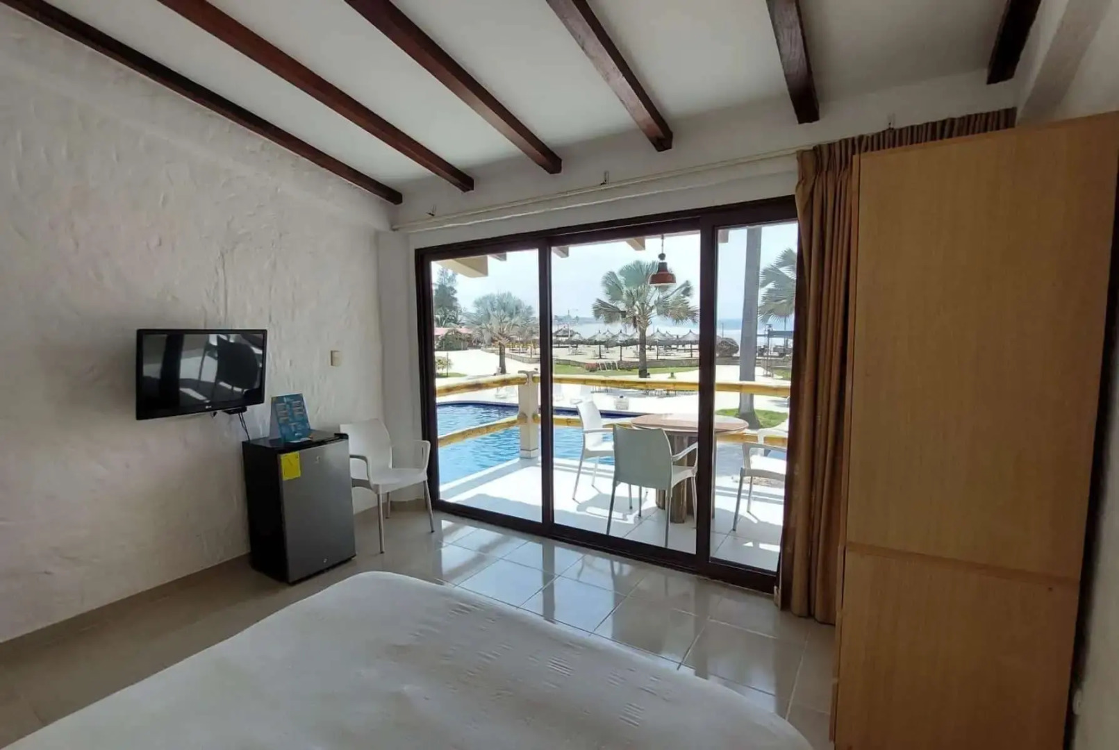 Howard Johnson by Wyndham Montanita