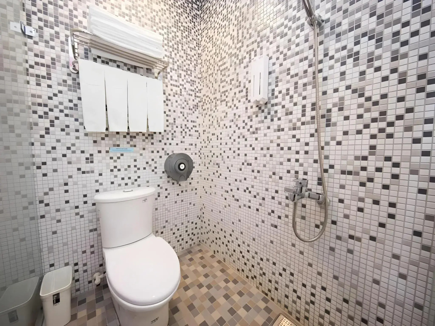 SleepBox Hotel - Ximen