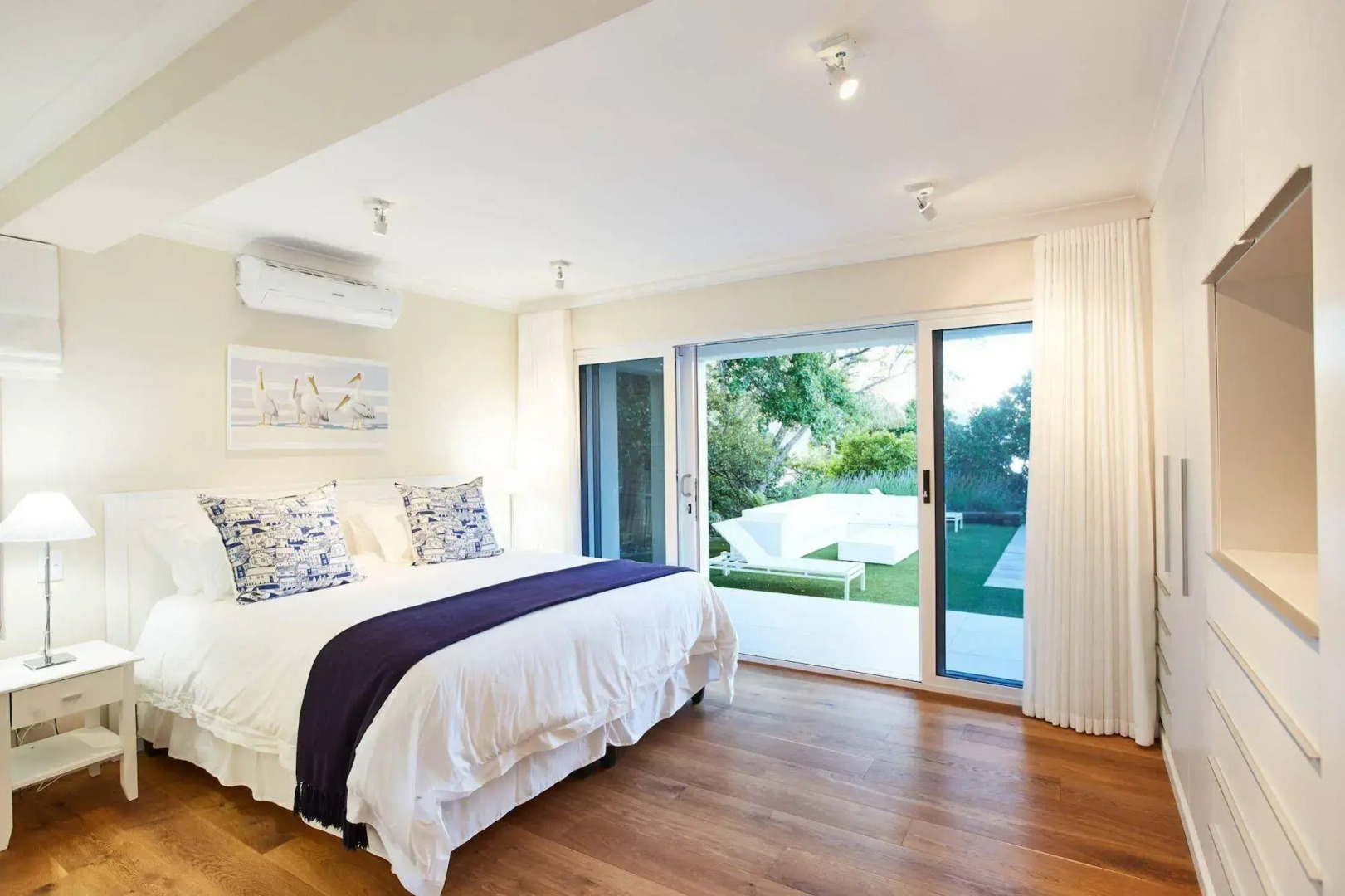 Number Eleven Self Catering Villa