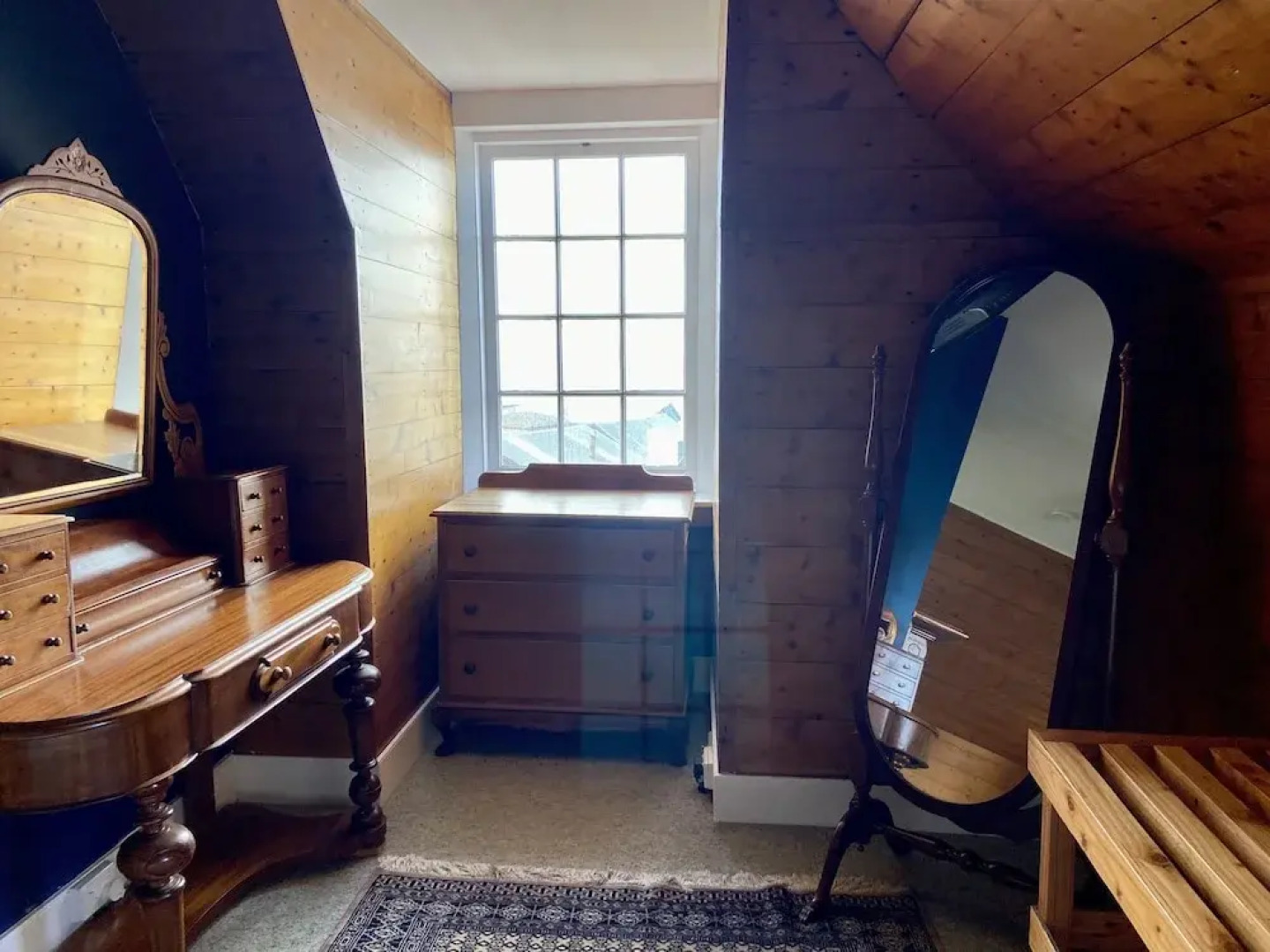 Poet's Cottage Stanley