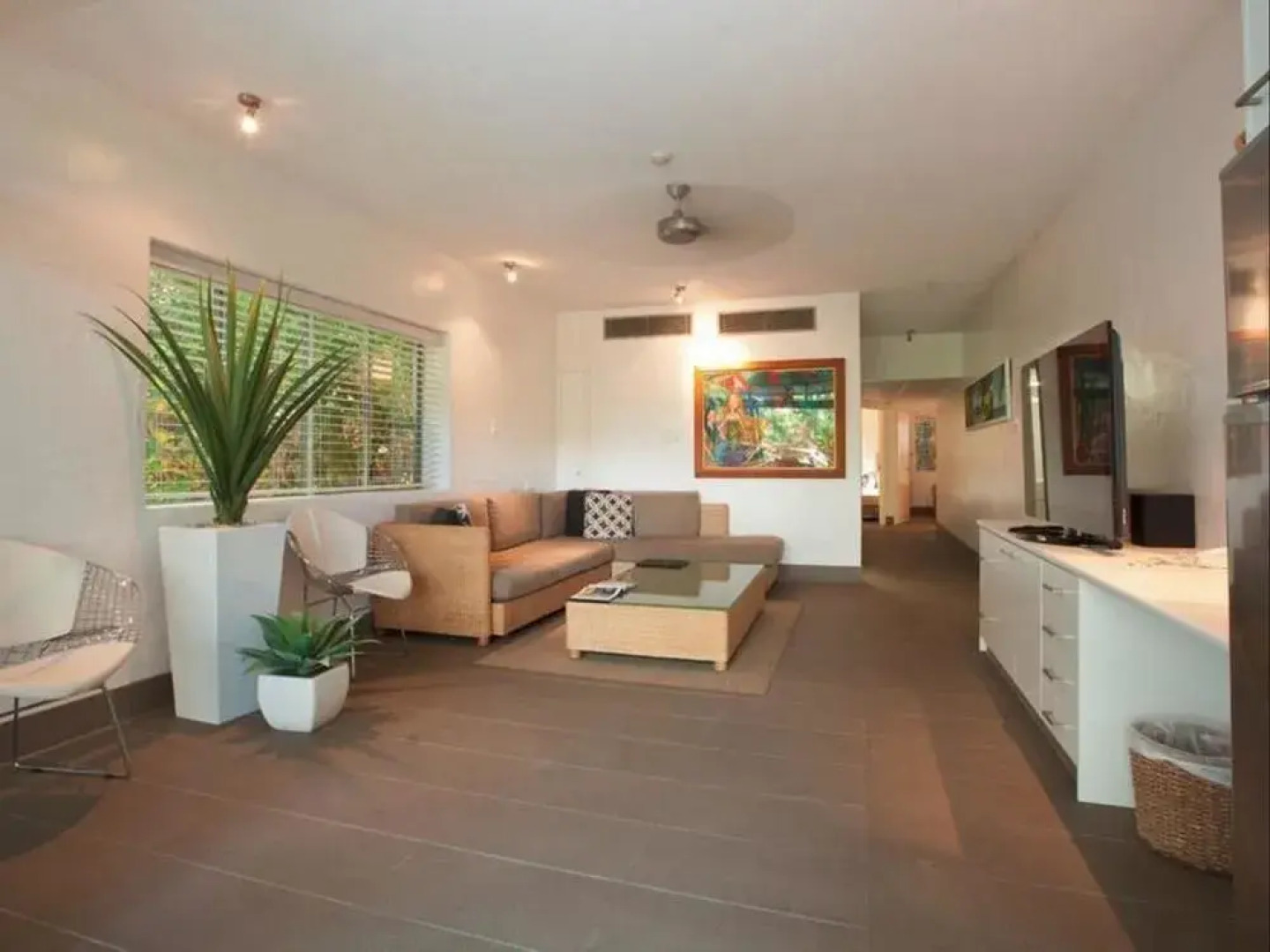 Seascape Holidays - Club Tropical Apts