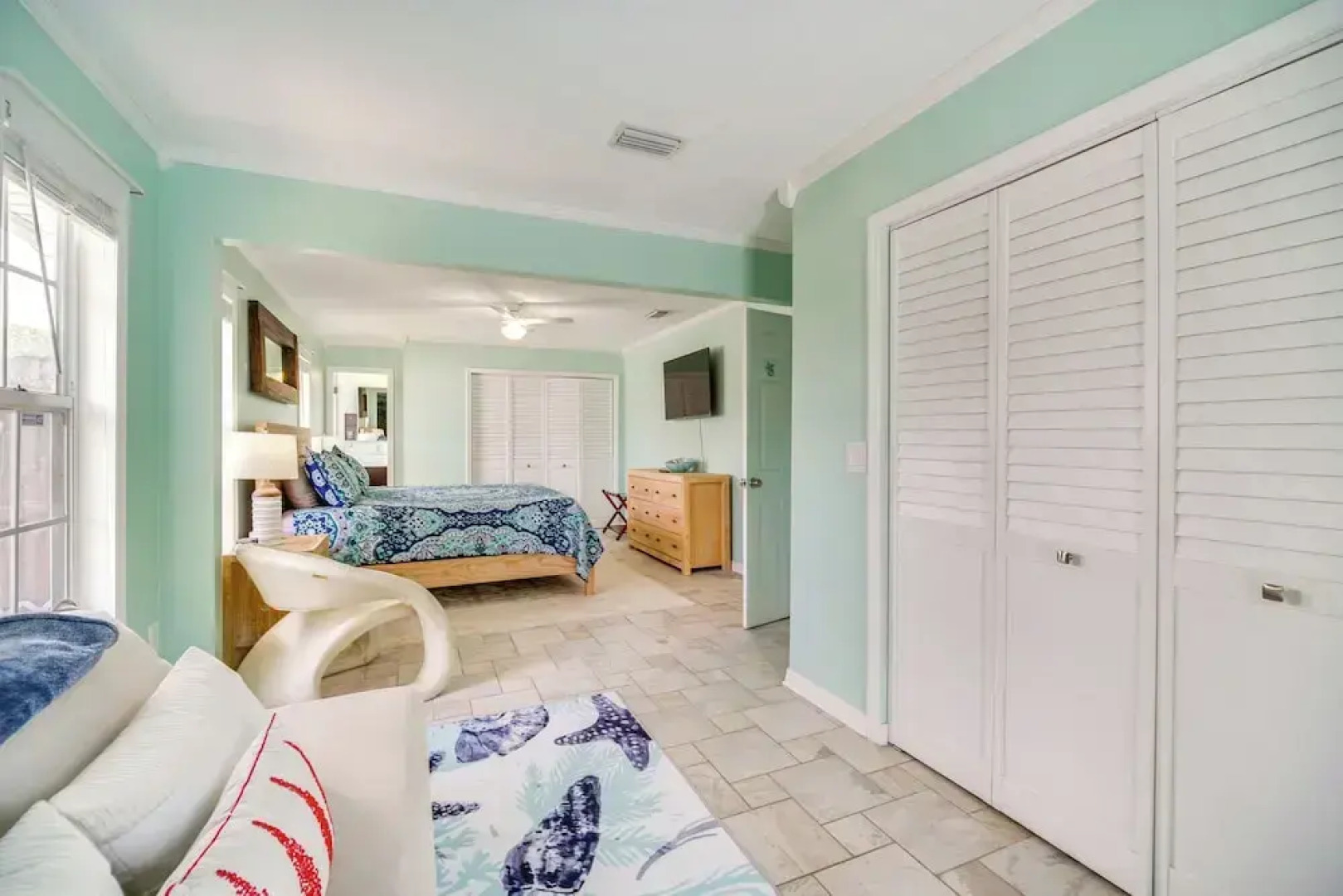 Sebastien Home w/ Pool & Gazebo - 8 Mi to Beaches!