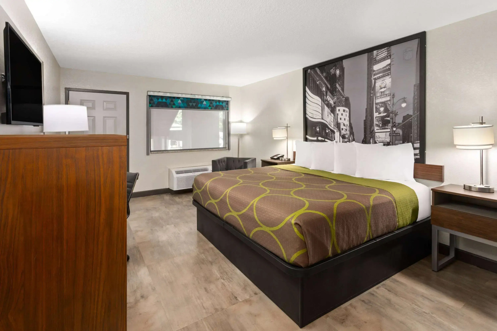 Super 8 by Wyndham Prattville Montgomery