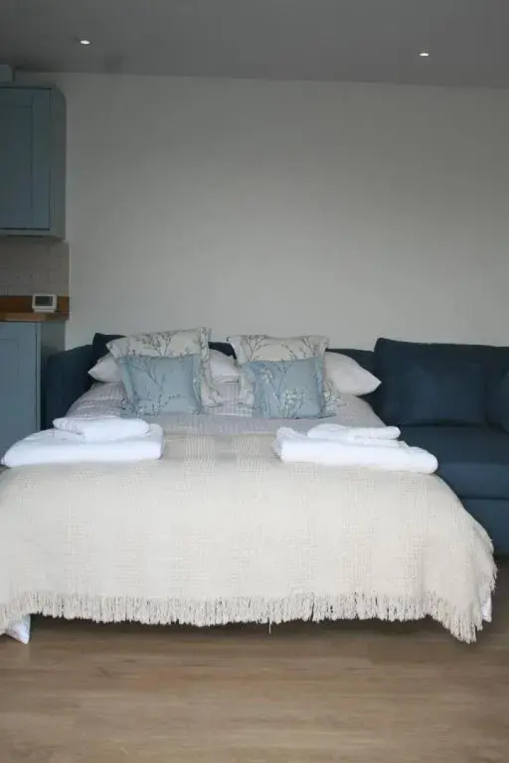 Newly Converted Self Contained Annex With Garden