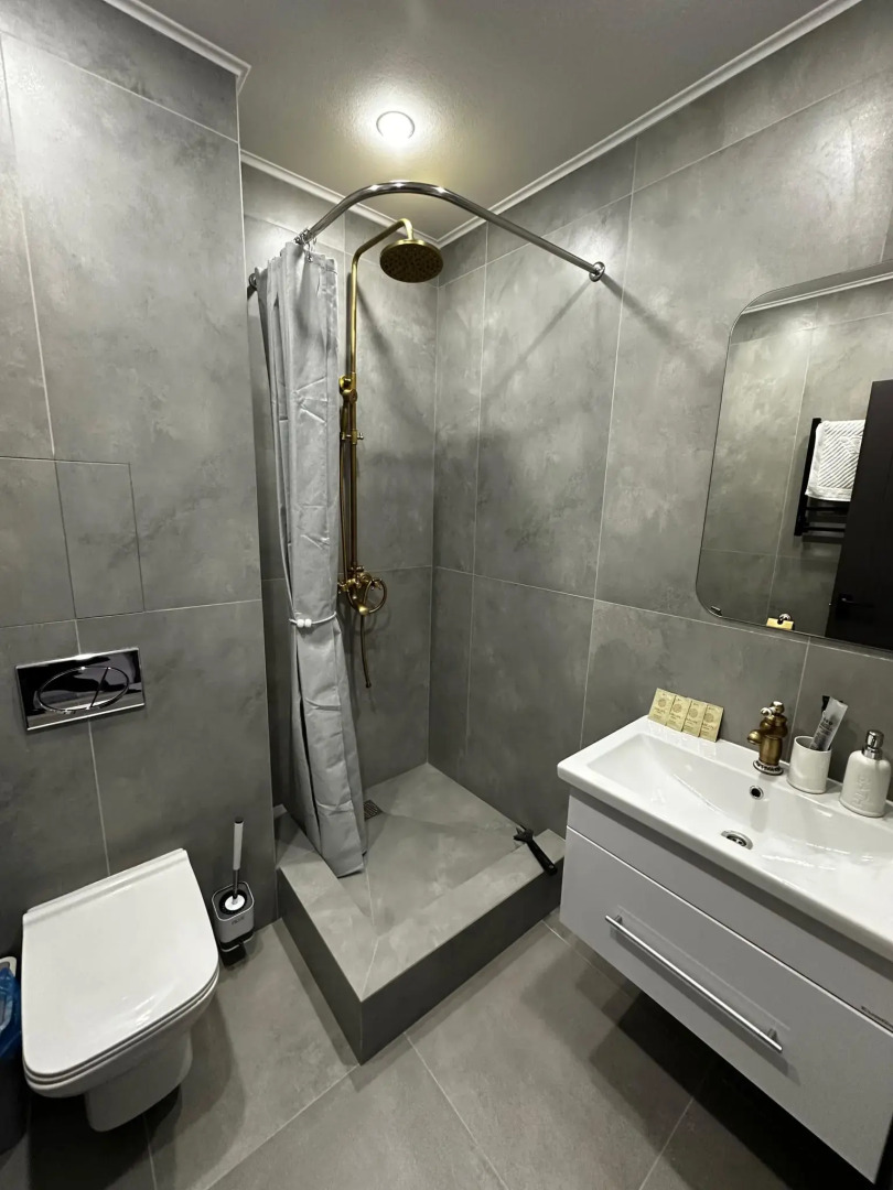 Первомайский