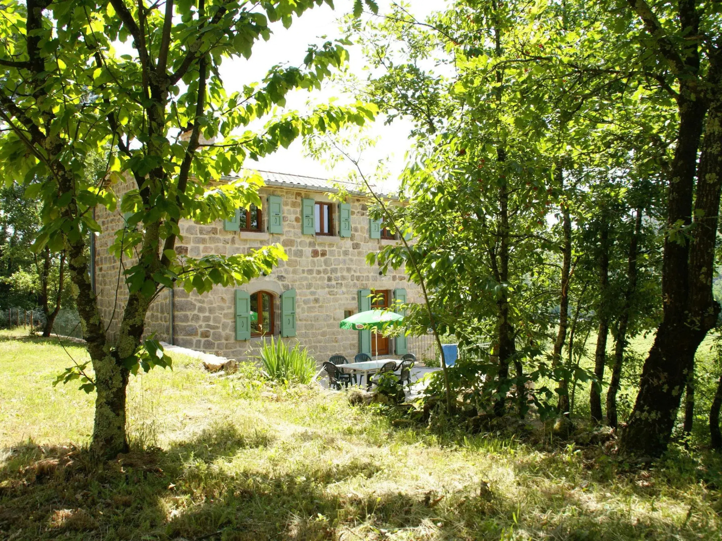 Natural stone house in stunning location with small beach at 300 metres