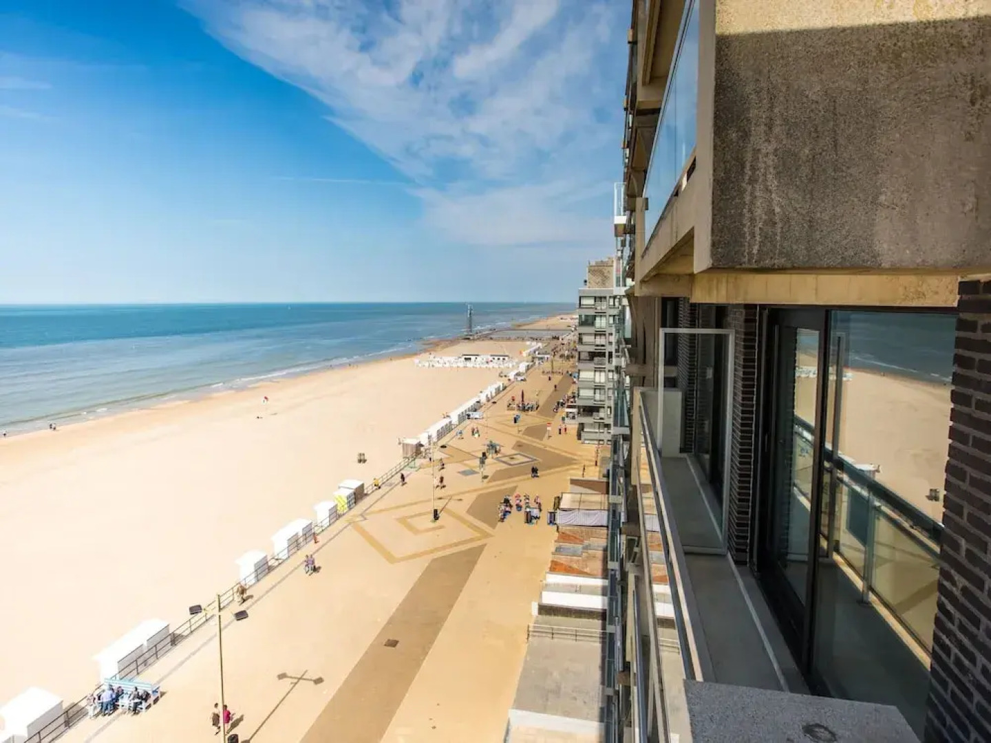 Attractive Apartment on the 7th Floor