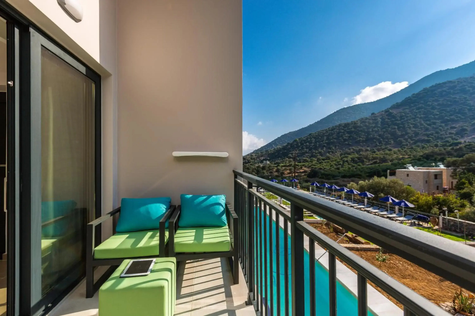 T Hotel Premium Suites