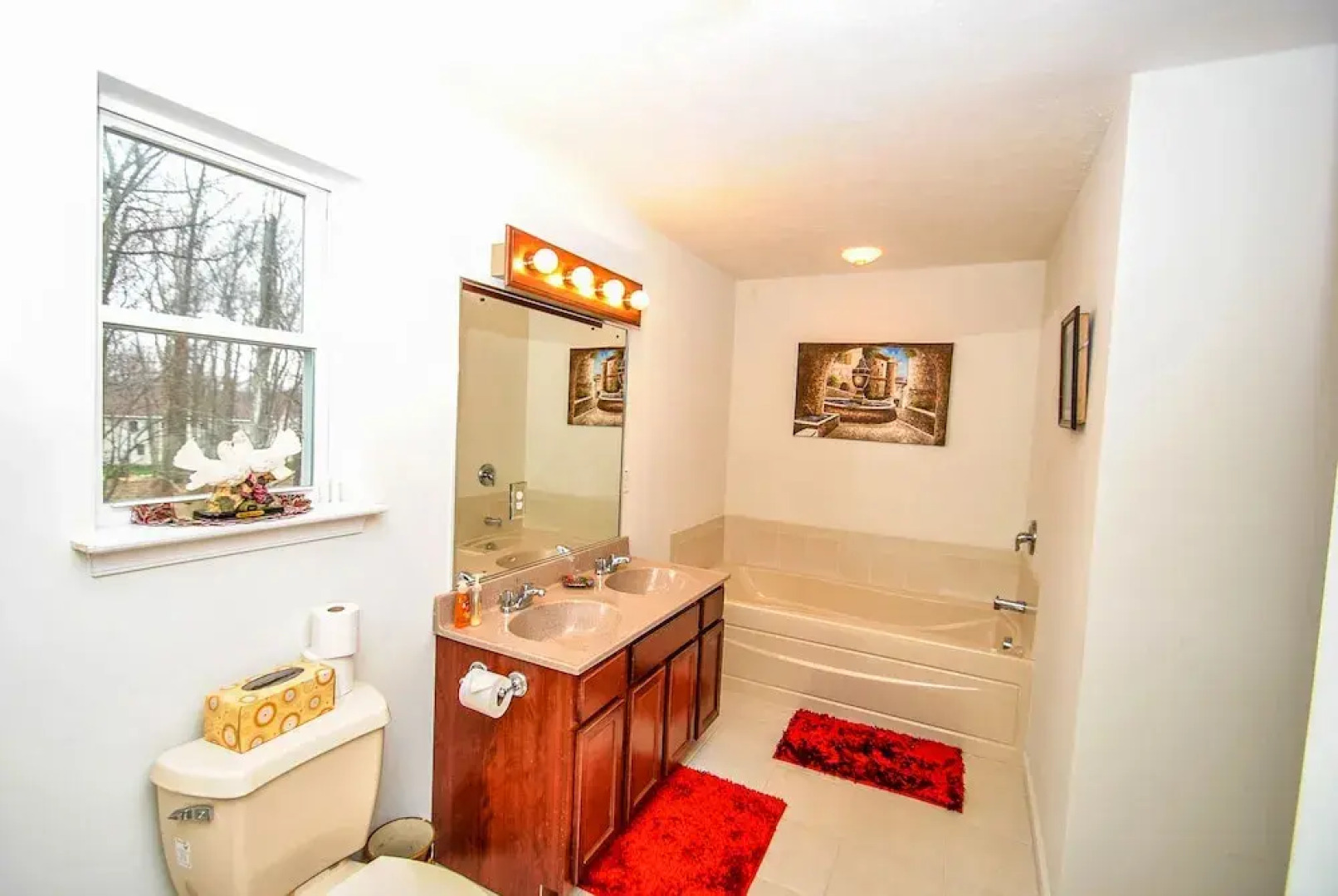 Royer House at Sullivan Trail