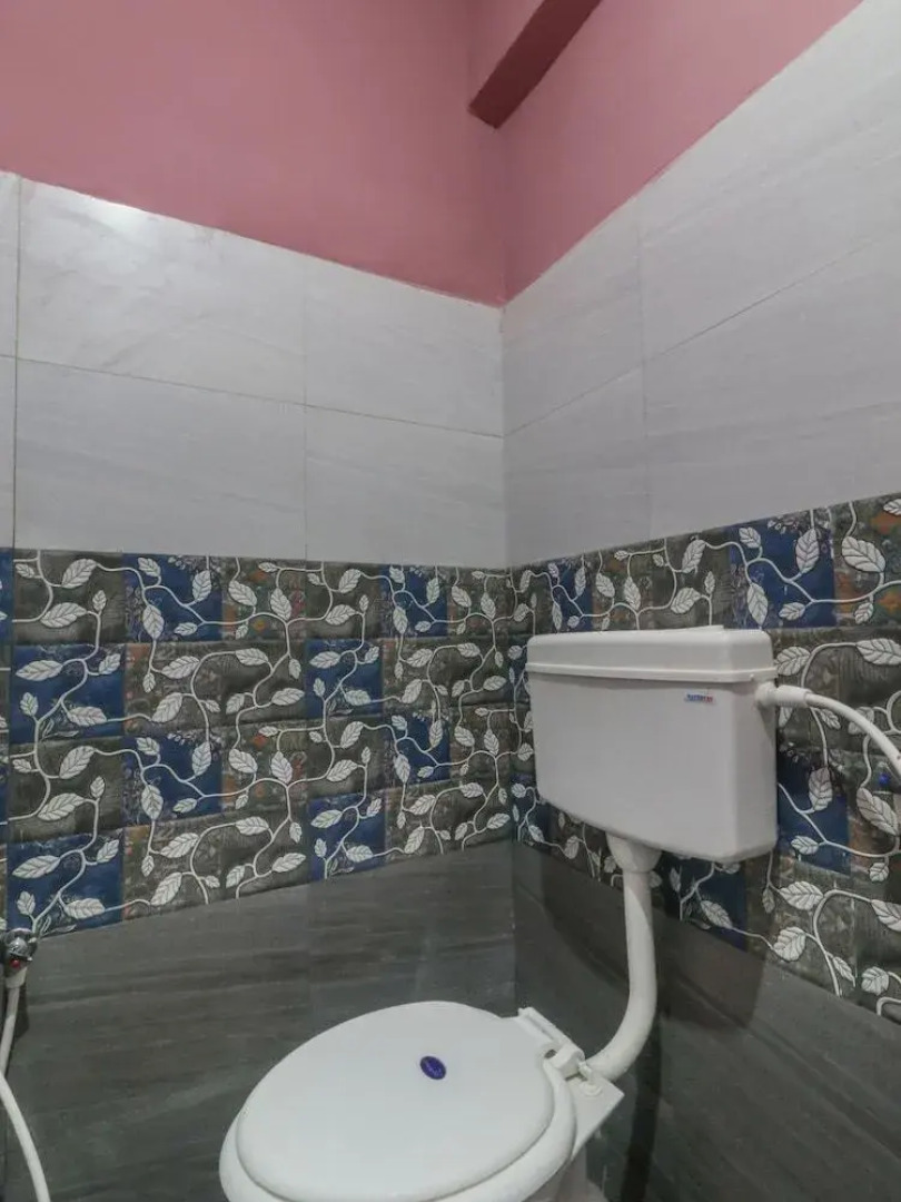 SPOT ON 35444 Hotel Nirmalya