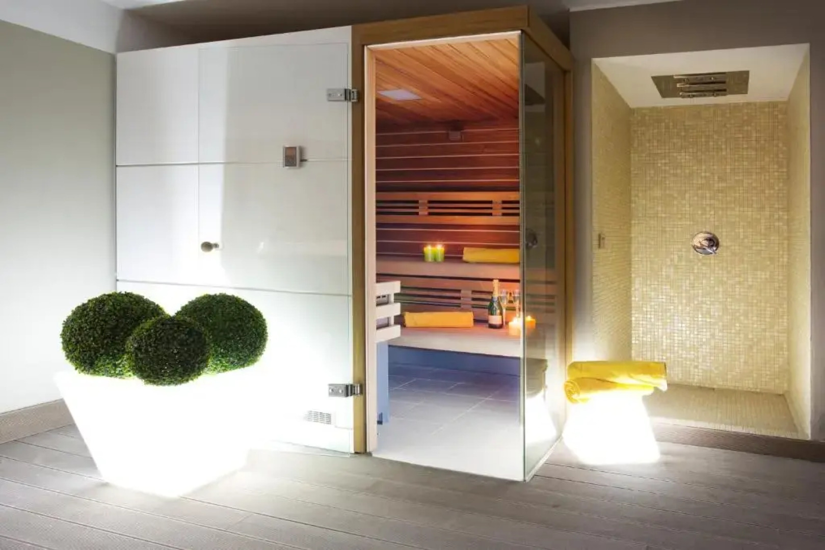 Apartment 5 - Overlooking Isola Comacina. Spacious Living Ideal For Families Of Up To 10