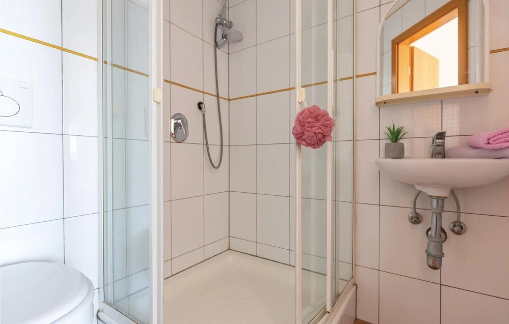 Amazing Home in Podaca With Wifi, Outdoor Swimming Pool and 0 Bedrooms